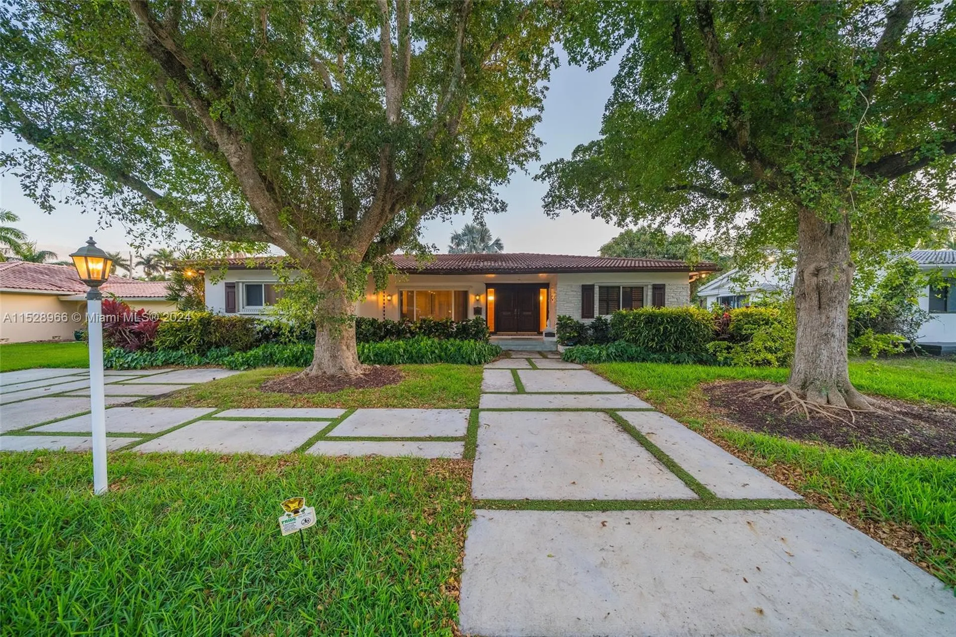 1310 Jackson Street Hollywood FL 33019