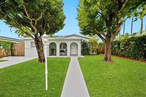 7317 SW 38th Street Miami FL 33155