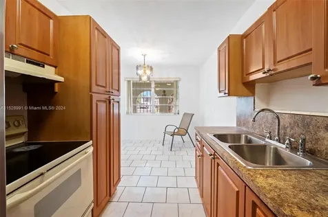 7317 SW 38th Street Miami FL 33155