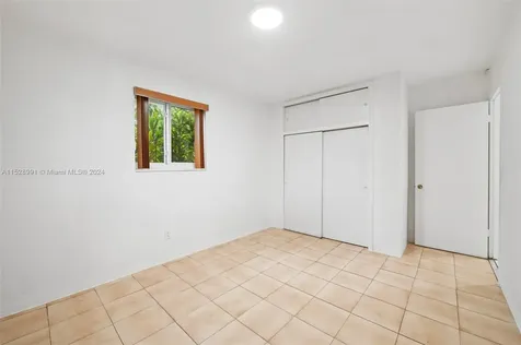 7317 SW 38th Street Miami FL 33155