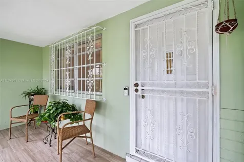 7317 SW 38th Street Miami FL 33155