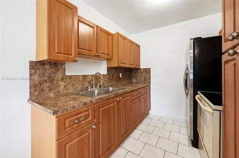 7317 SW 38th Street Miami FL 33155