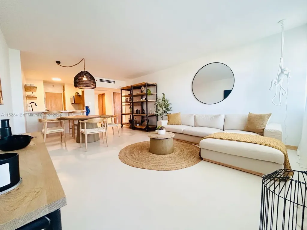 100 Lincoln Road Miami Beach FL 33139