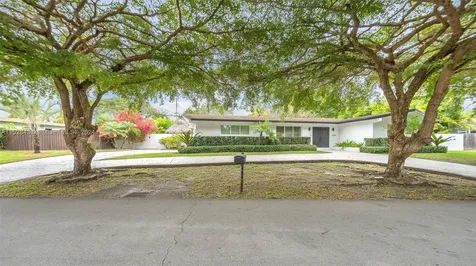 8625 SW 185th Street Cutler Bay FL 33157