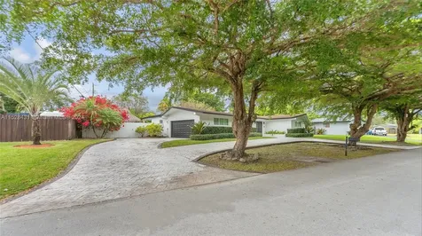 8625 SW 185th Street Cutler Bay FL 33157