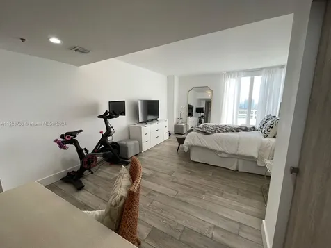 20225 NE 34th Court Aventura FL 33180