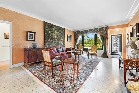 2375 N Meridian Avenue Miami Beach FL 33140