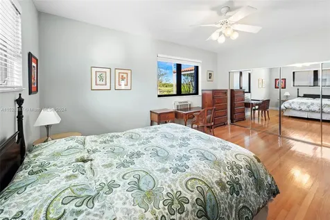 2375 N Meridian Avenue Miami Beach FL 33140