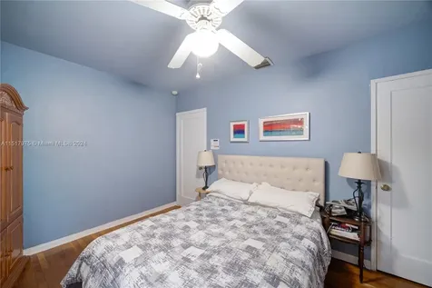 2245 SW 23rd Terrace Miami FL 33145