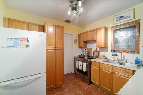 2245 SW 23rd Terrace Miami FL 33145