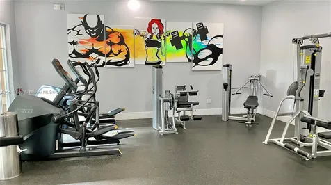19901 E Country Club Drive Aventura FL 33180