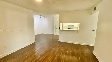 19901 E Country Club Drive Aventura FL 33180