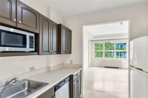 1250 West Avenue Miami Beach FL 33139