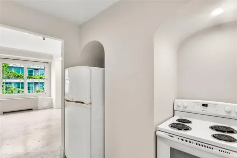 1250 West Avenue Miami Beach FL 33139