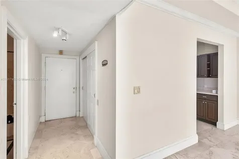 1250 West Avenue Miami Beach FL 33139