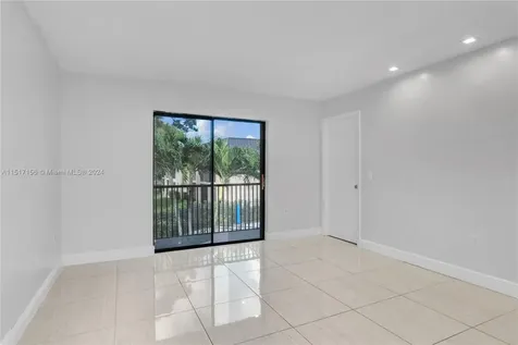 9202 NW 1st Street Pembroke Pines FL 33024