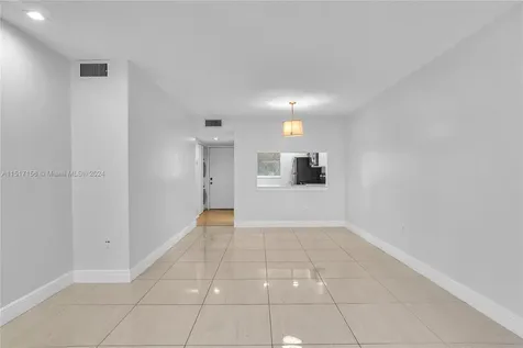 9202 NW 1st Street Pembroke Pines FL 33024