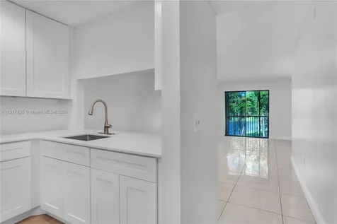 9202 NW 1st Street Pembroke Pines FL 33024