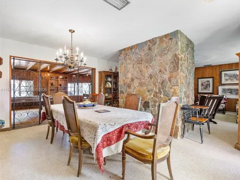 5901 SW 160th Avenue Southwest Ranches FL 33331