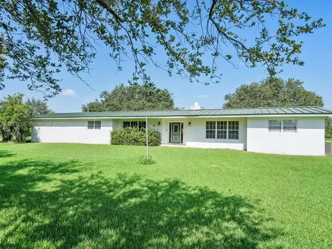5901 SW 160th Avenue Southwest Ranches FL 33331
