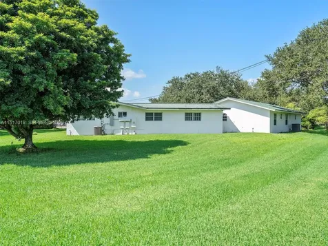 5901 SW 160th Avenue Southwest Ranches FL 33331
