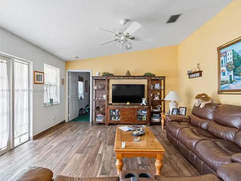 5901 SW 160th Avenue Southwest Ranches FL 33331