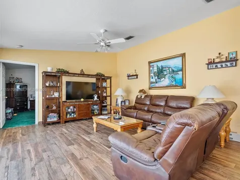 5901 SW 160th Avenue Southwest Ranches FL 33331