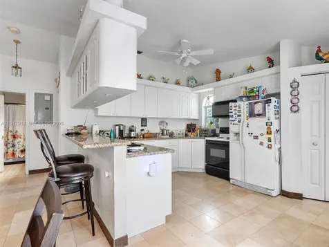 5901 SW 160th Avenue Southwest Ranches FL 33331