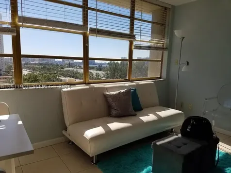 19201 Collins Avenue Sunny Isles Beach FL 33160