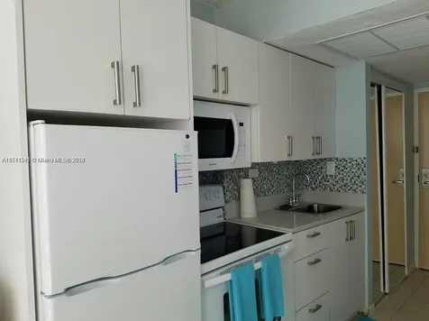 19201 Collins Avenue Sunny Isles Beach FL 33160