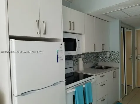19201 Collins Avenue Sunny Isles Beach FL 33160