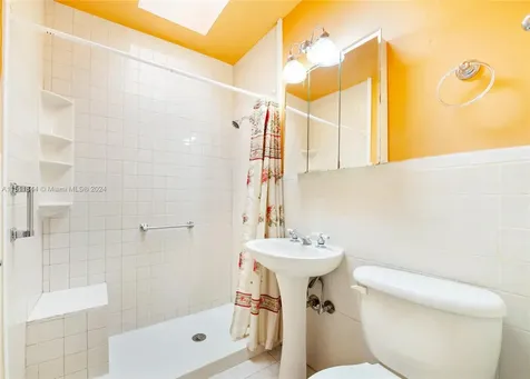 2944 SW 25th Terrace Miami FL 33133