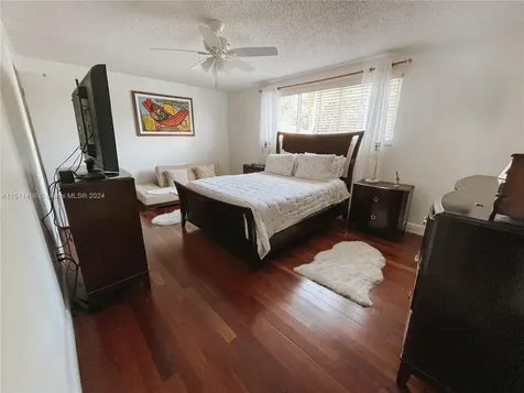 9520 SW 151st Avenue Miami FL 33196