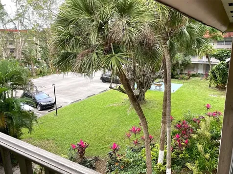 2901 NW 47th Terrace Lauderdale Lakes FL 33313
