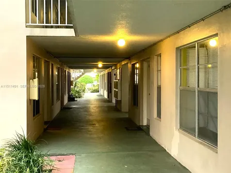 2901 NW 47th Terrace Lauderdale Lakes FL 33313