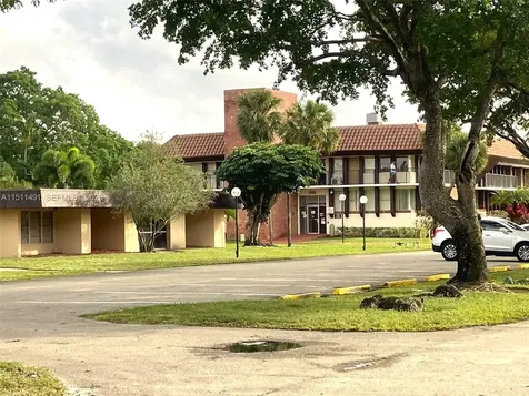2901 NW 47th Terrace Lauderdale Lakes FL 33313