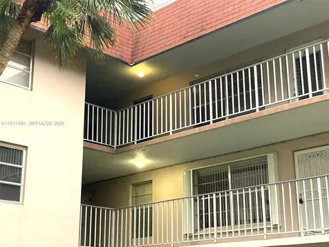 2901 NW 47th Terrace Lauderdale Lakes FL 33313