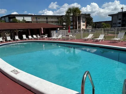 2901 NW 47th Terrace Lauderdale Lakes FL 33313