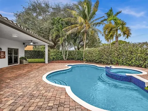 15821 SW 61st Street Davie FL 33331