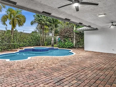15821 SW 61st Street Davie FL 33331
