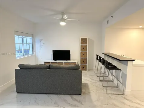 2129 Washington Avenue Miami Beach FL 33139