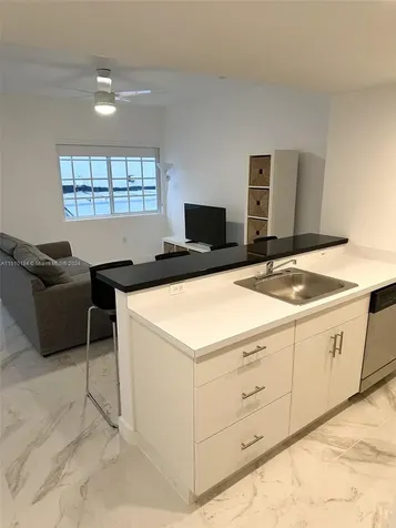 2129 Washington Avenue Miami Beach FL 33139