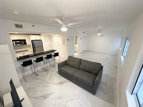2129 Washington Avenue Miami Beach FL 33139