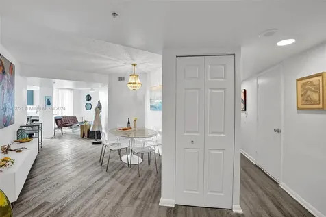 520 SE 5th Avenue Fort Lauderdale FL 33301