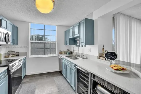 520 SE 5th Avenue Fort Lauderdale FL 33301