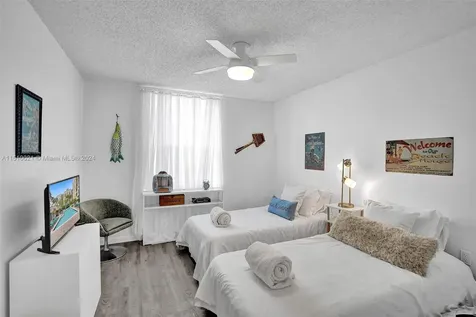 520 SE 5th Avenue Fort Lauderdale FL 33301