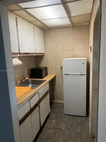 1256 NE 149th Street Miami FL 33161