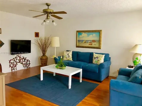 300 SW 134th Way Pembroke Pines FL 33027