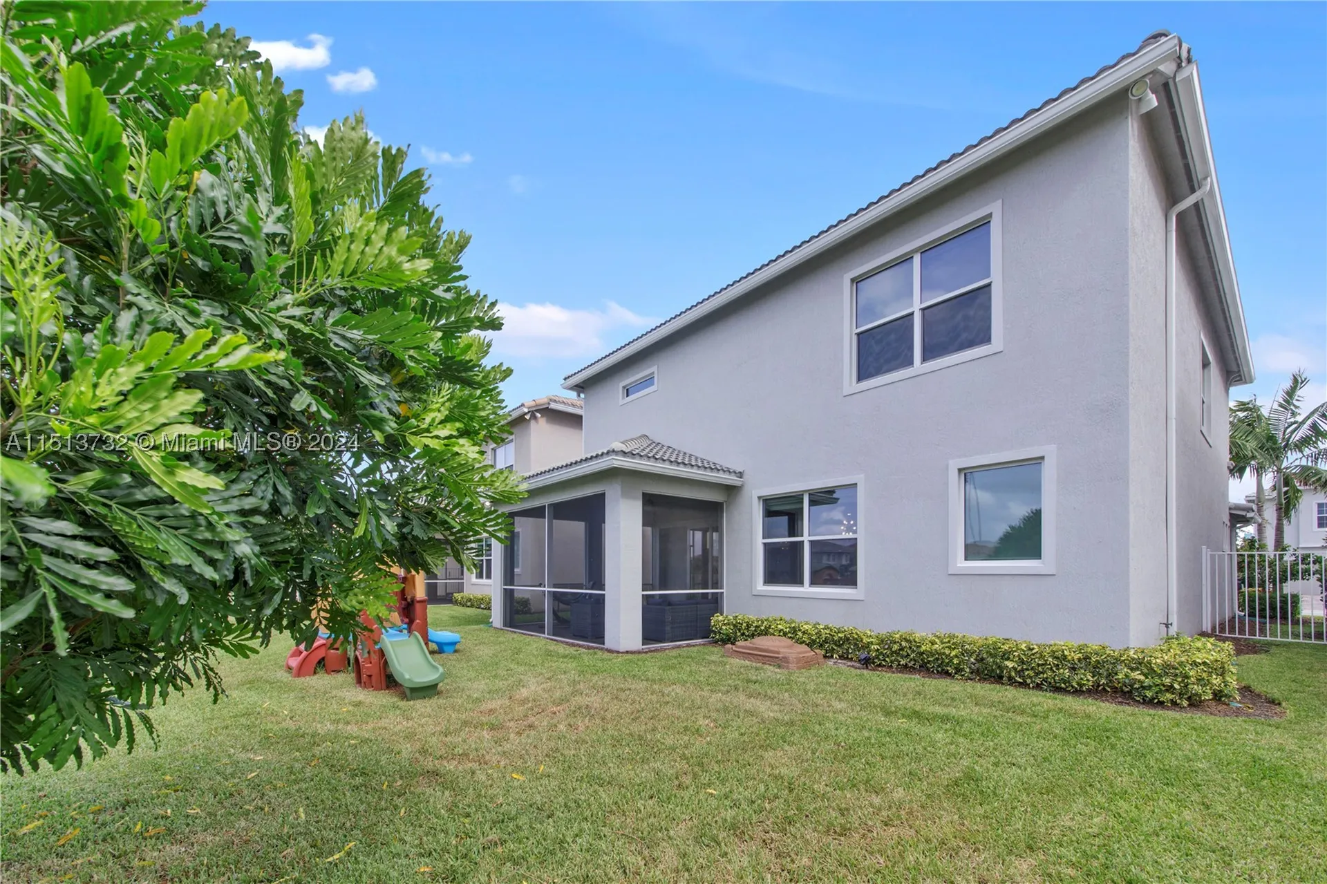 4534 Greenway Drive Hollywood FL 33021