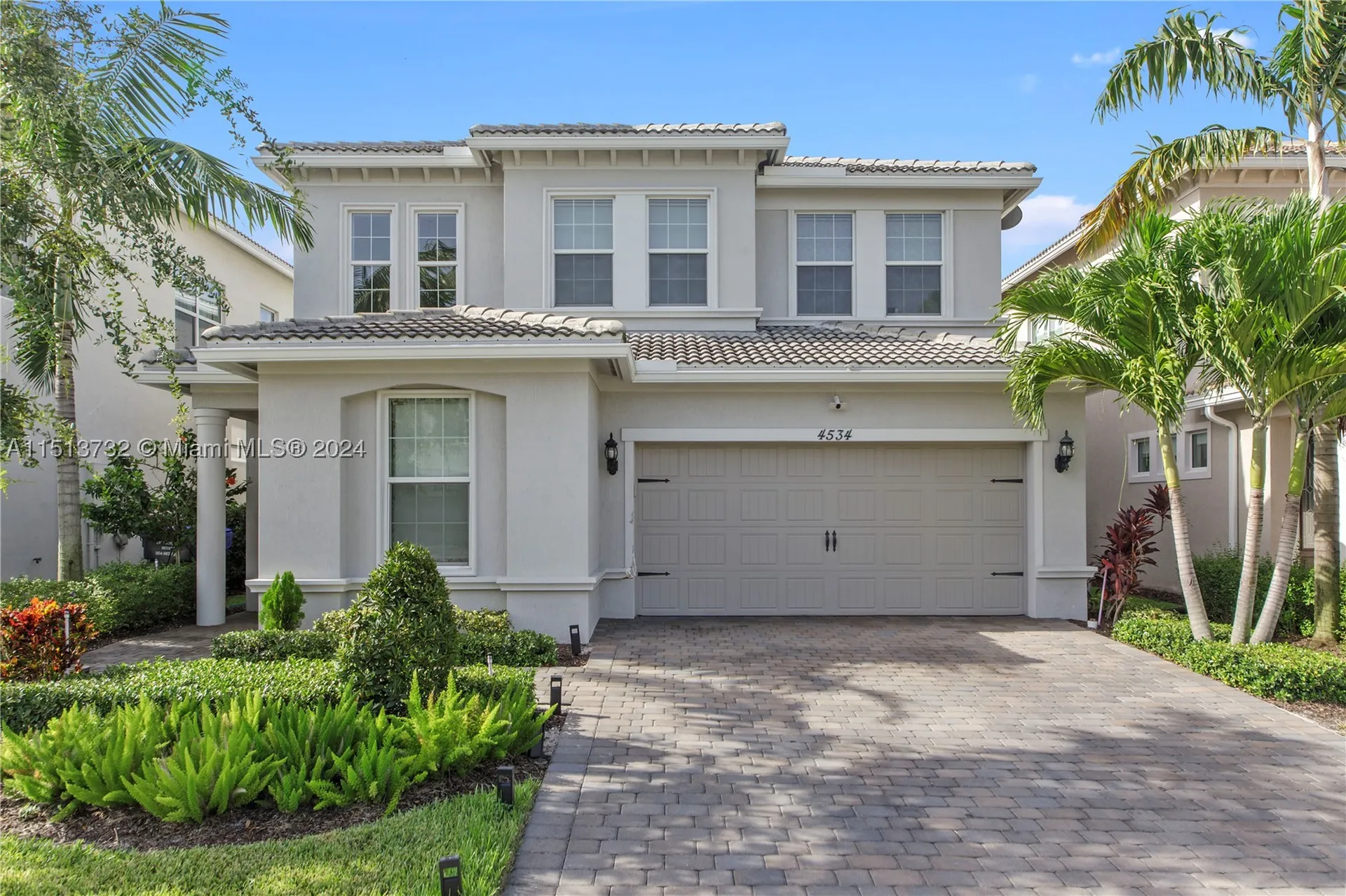 4534 Greenway Drive Hollywood FL 33021